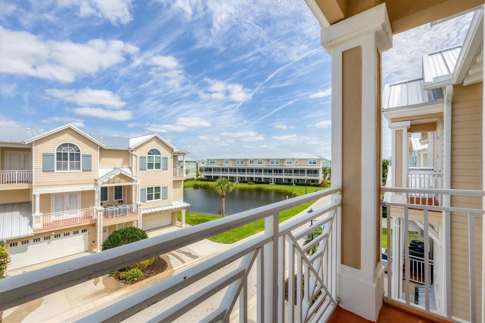 Image 32 of 52 For 10380 Longshore Road 77