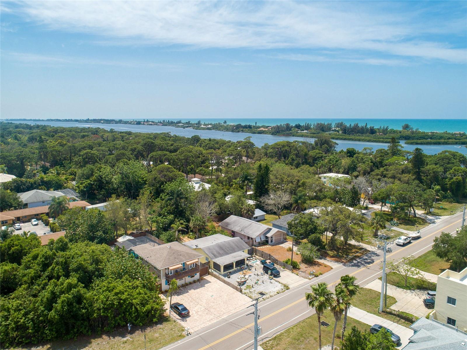 Image 49 of 64 For 1803 Manasota Beach Road