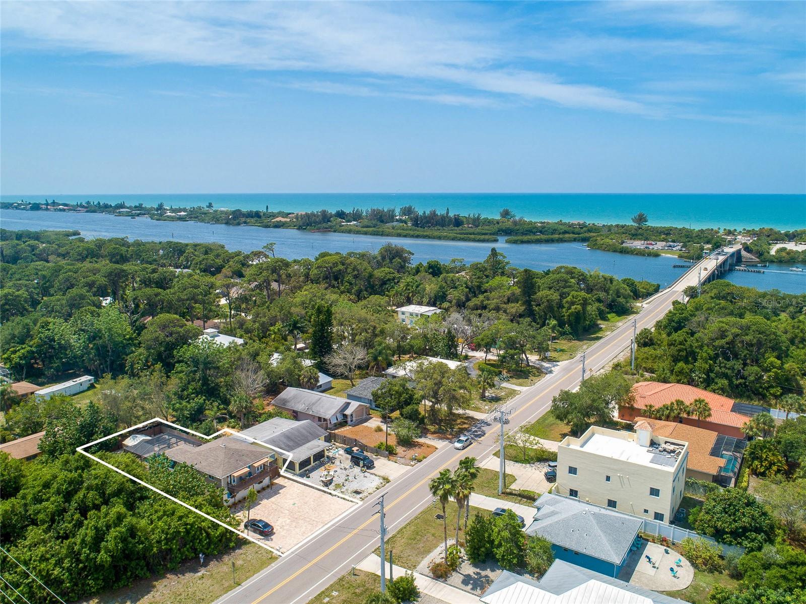 Image 50 of 64 For 1803 Manasota Beach Road