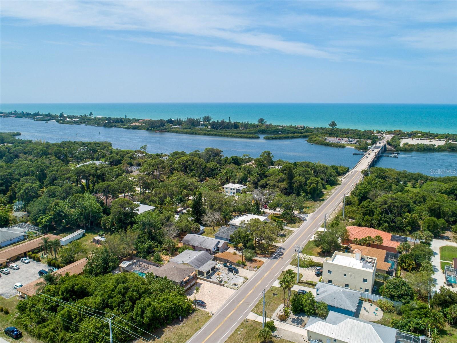 Image 52 of 64 For 1803 Manasota Beach Road