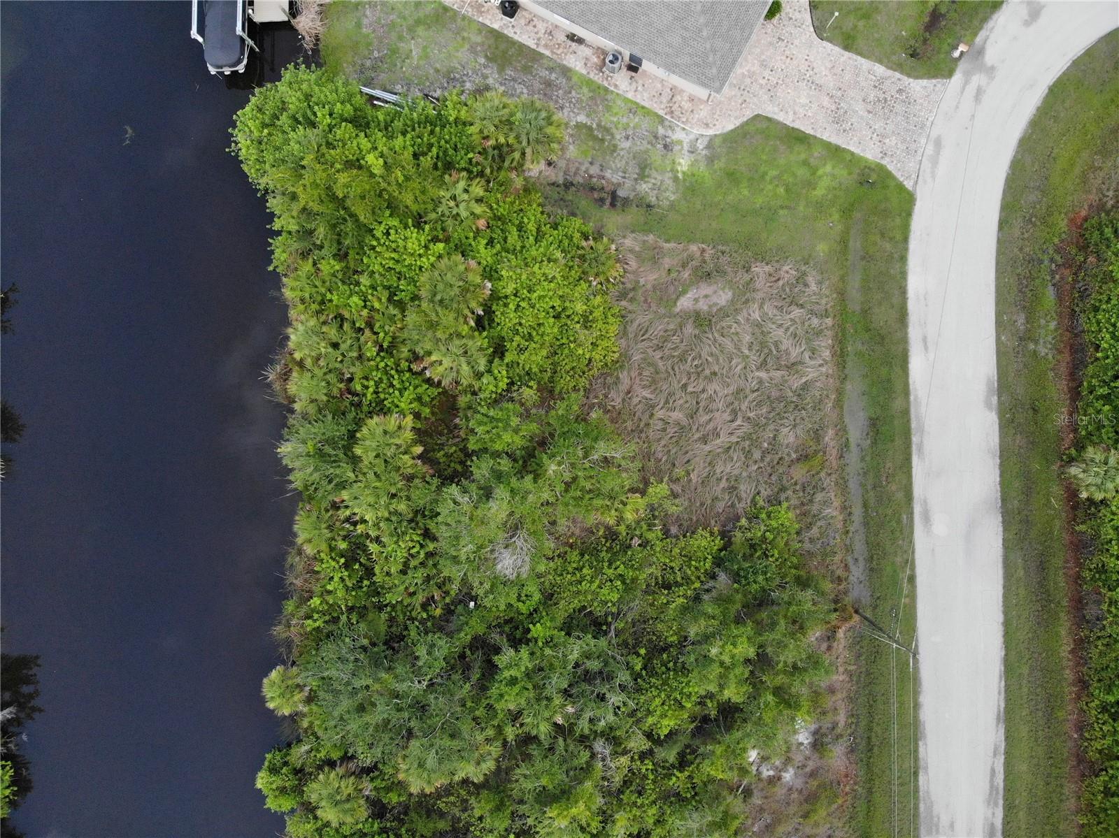 Image 6 of 12 For 13782 Allamanda Circle