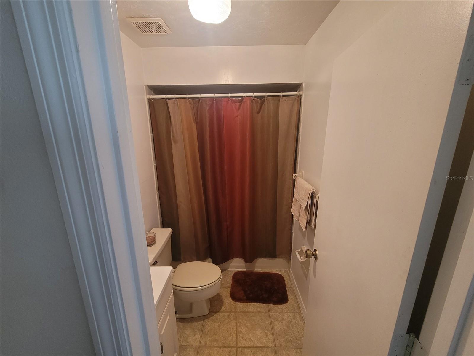 Image 17 of 23 For 22481 Westchester Boulevard B40