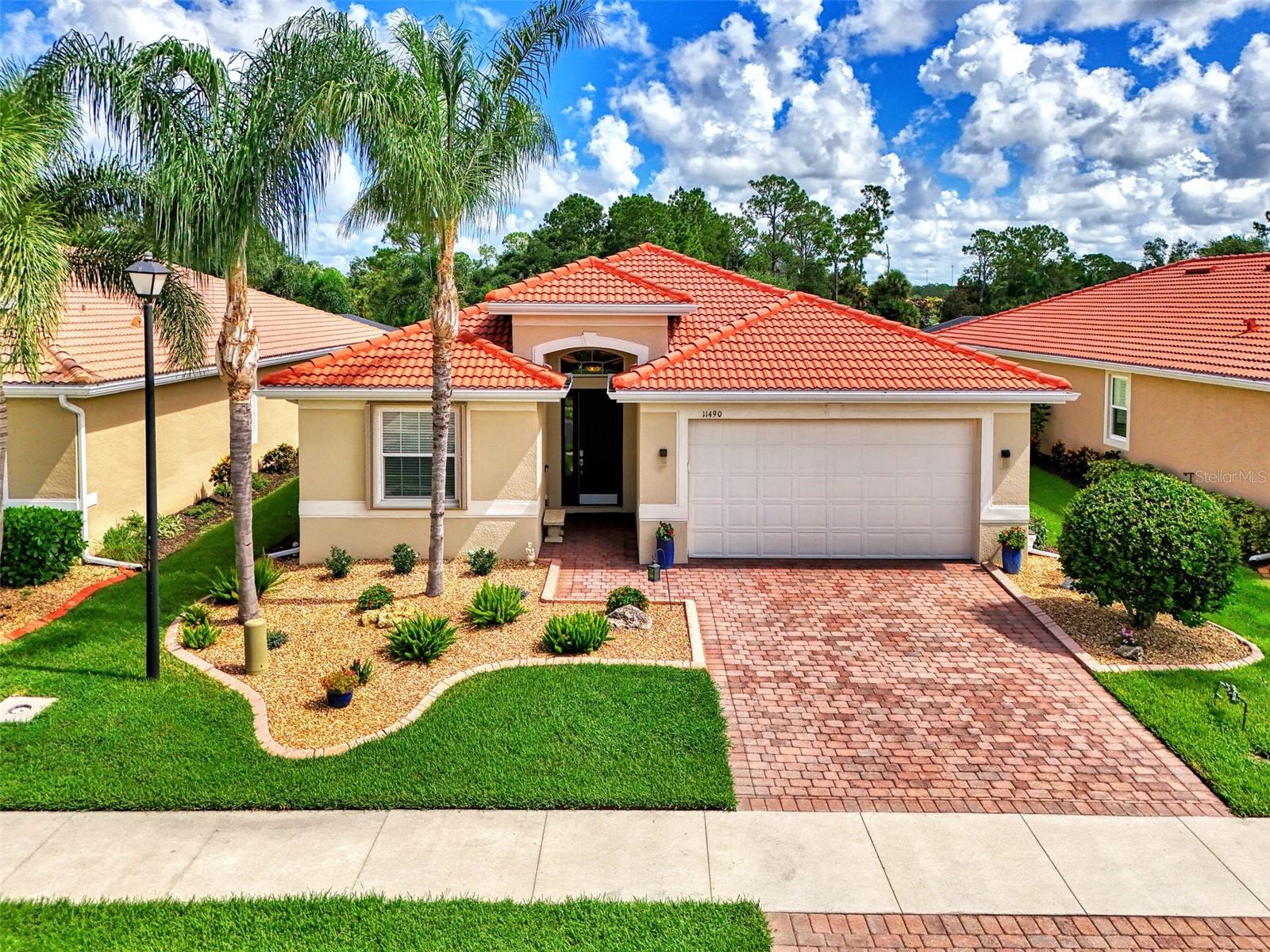 Details for 11490 Blackfin Street, VENICE, FL 34292