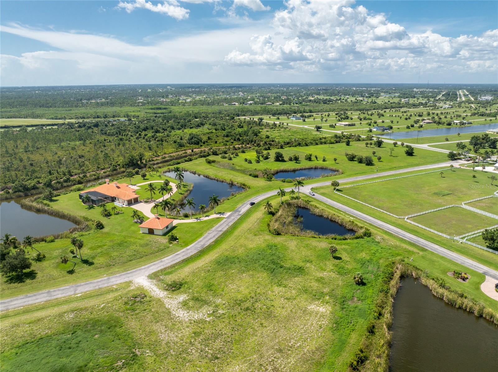 Image 11 of 17 For 11520 Equestrian Court