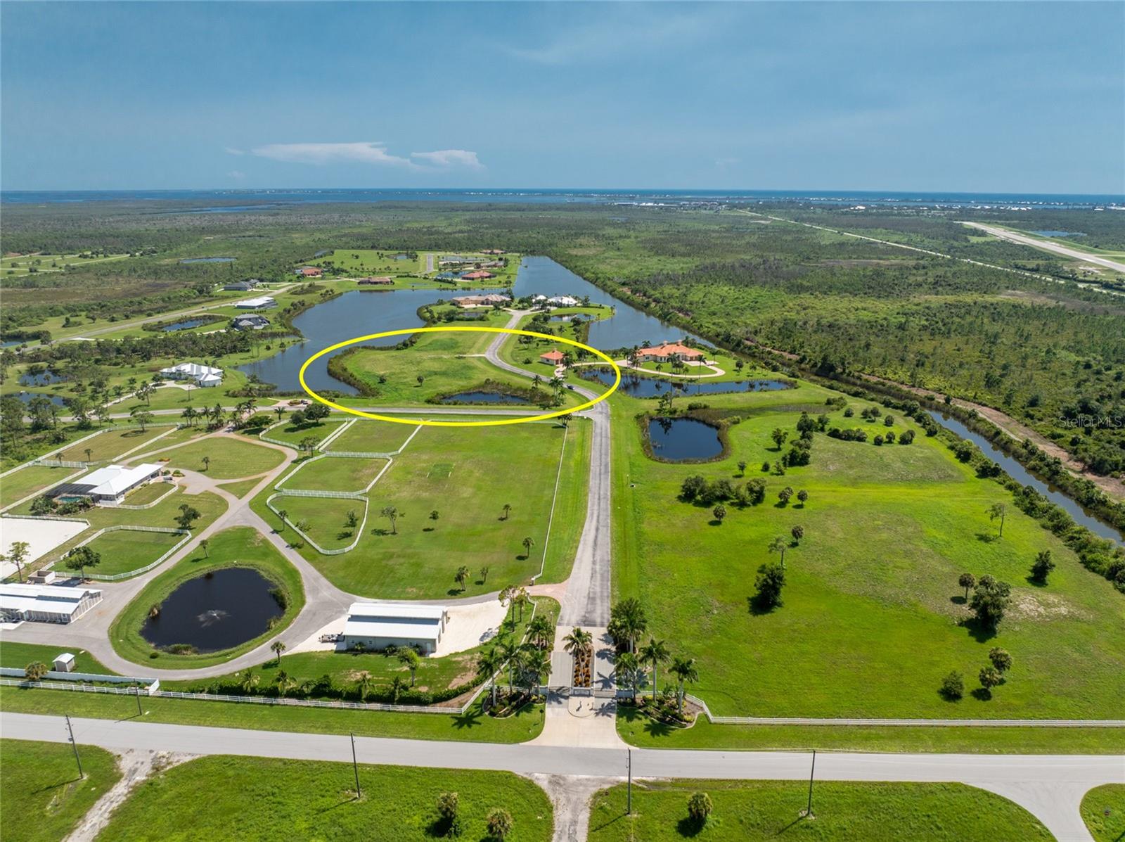 Image 13 of 17 For 11520 Equestrian Court