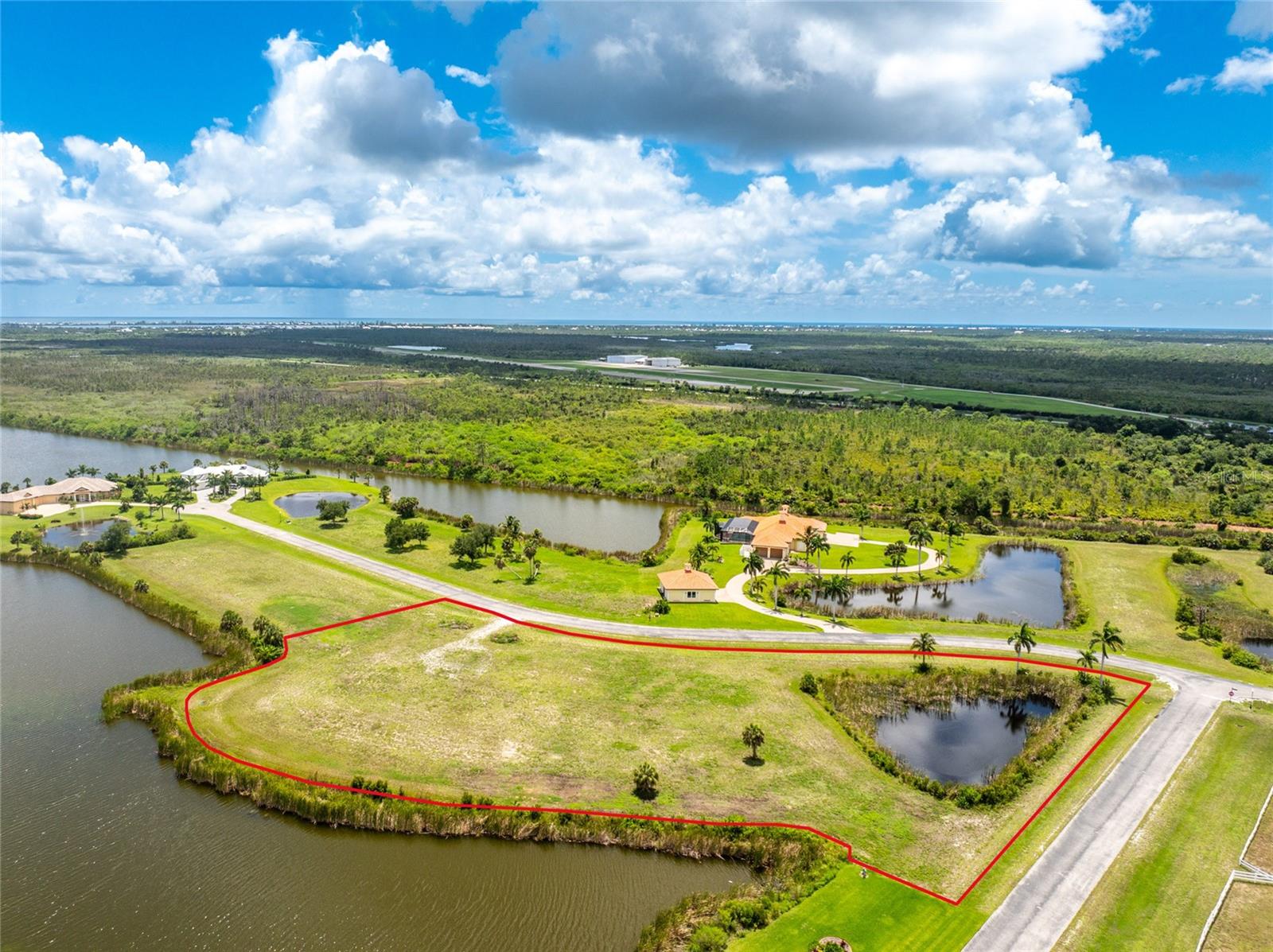 Image 6 of 17 For 11520 Equestrian Court