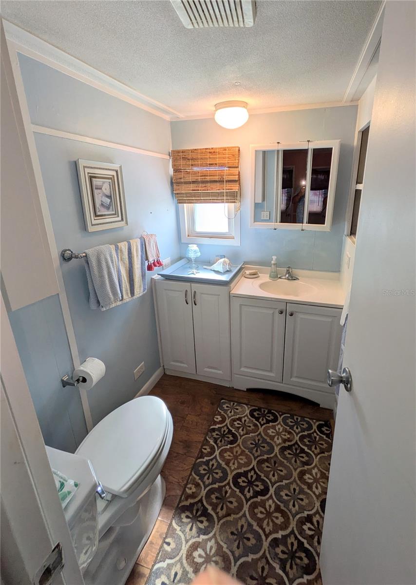 Image 15 of 21 For 1891 Englewood Road 104