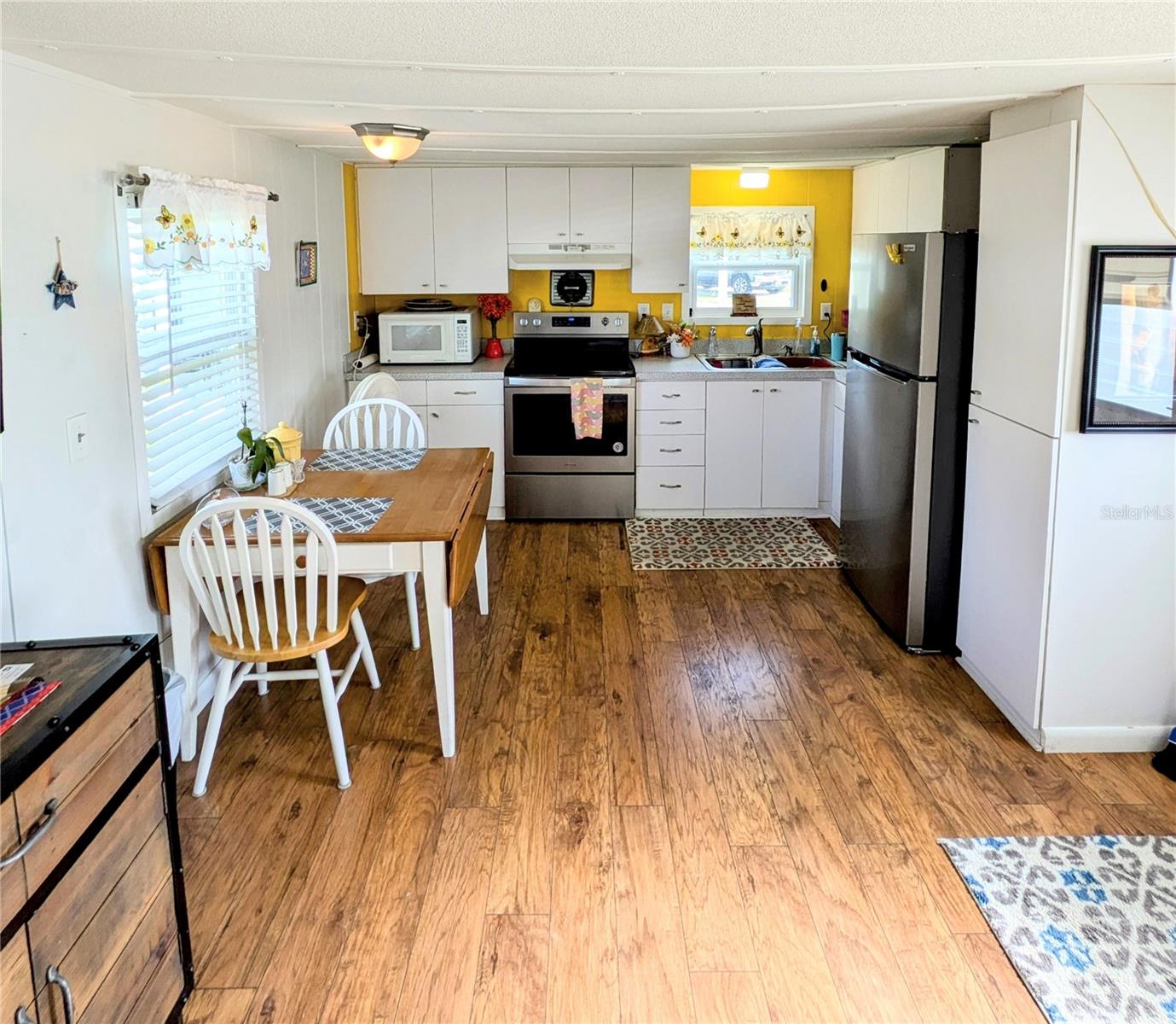 Image 3 of 21 For 1891 Englewood Road 104