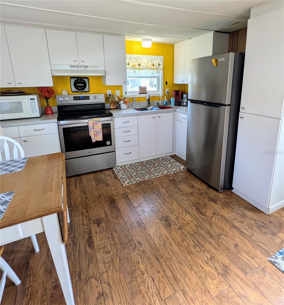 Image 4 of 21 For 1891 Englewood Road 104