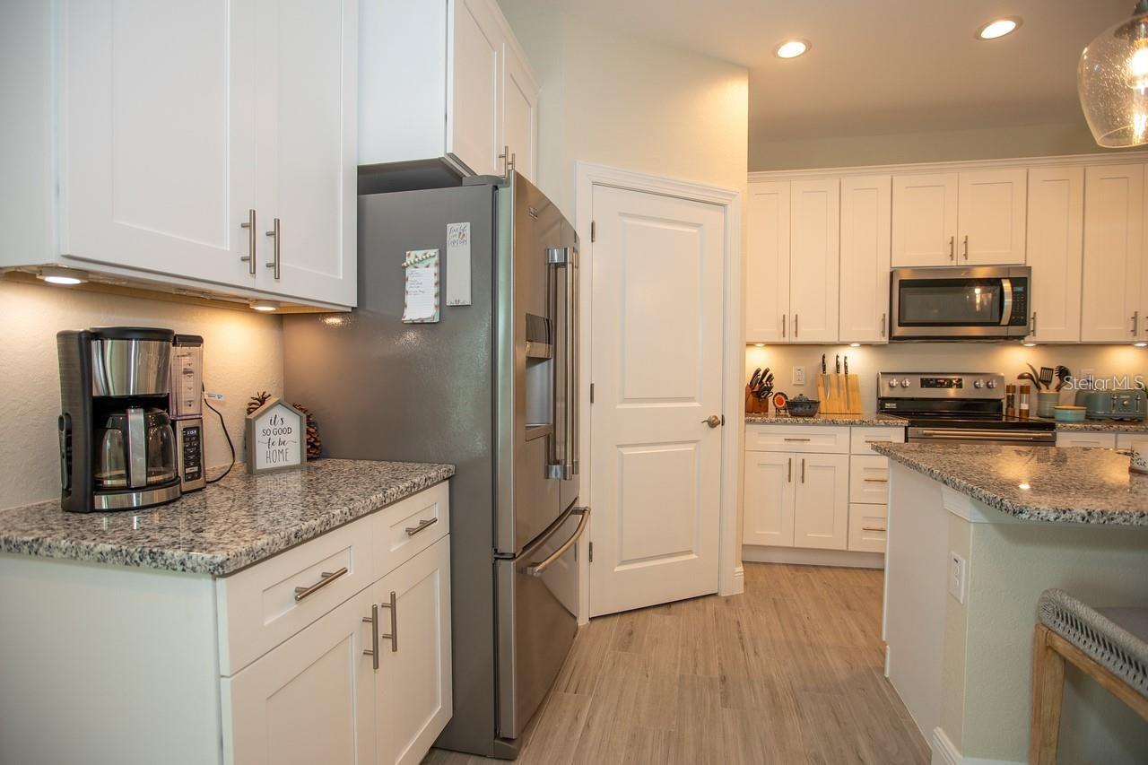Image 3 of 10 For 9174 Bensonhurst Lane