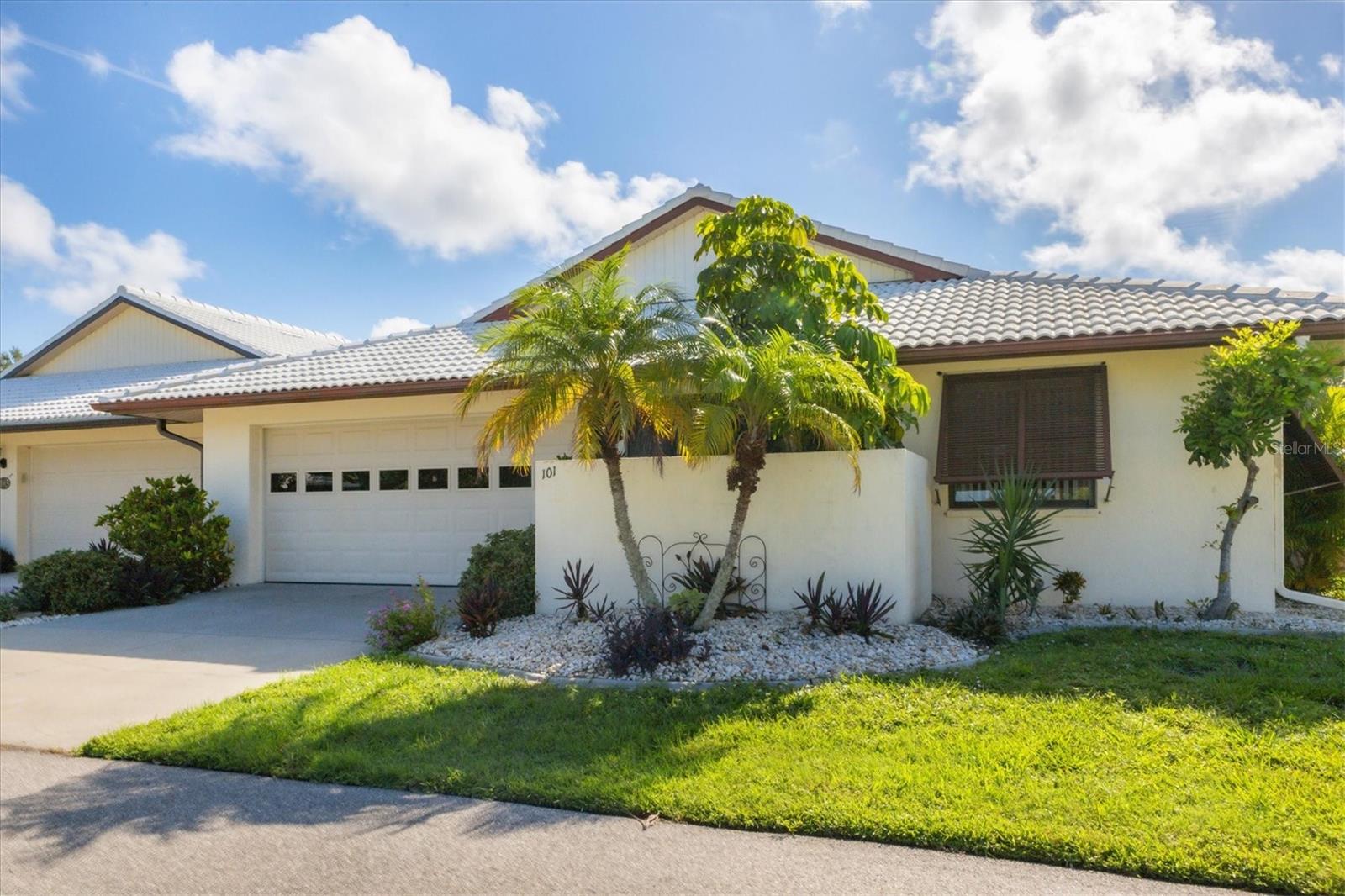 Details for 101 Pebble Rock Drive, VENICE, FL 34293