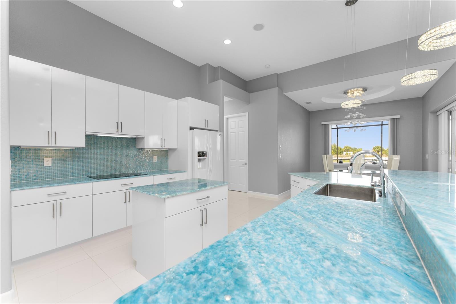 Image 22 of 55 For 14344 Amestoy Avenue