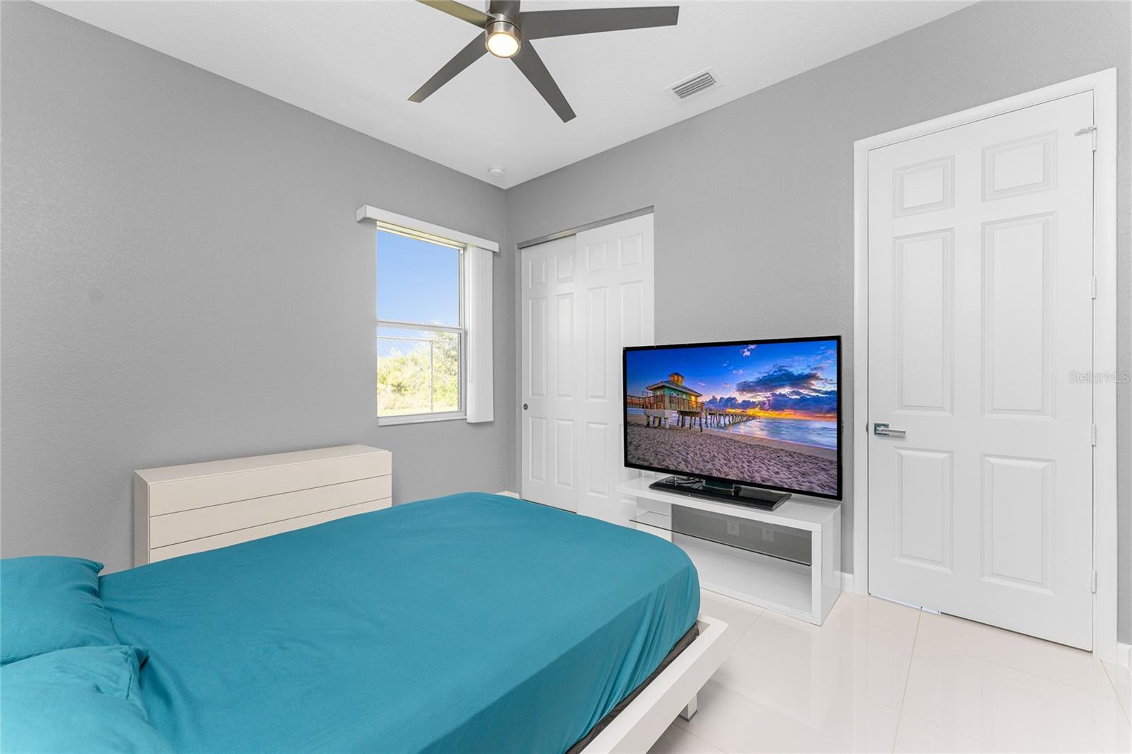 Image 30 of 55 For 14344 Amestoy Avenue