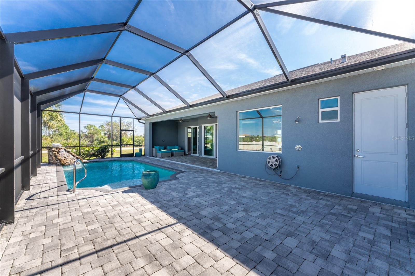 Image 48 of 55 For 14344 Amestoy Avenue