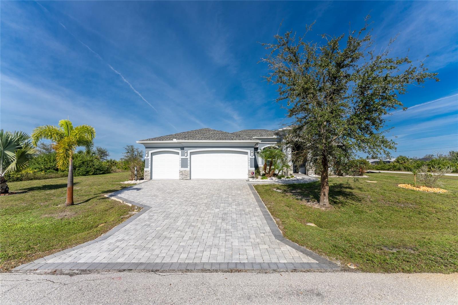 Image 53 of 55 For 14344 Amestoy Avenue