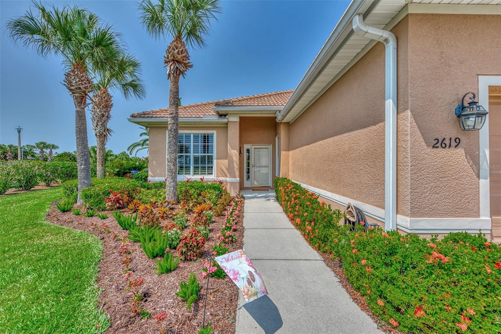 Image 4 of 81 For 2619 Wax Myrtle Court