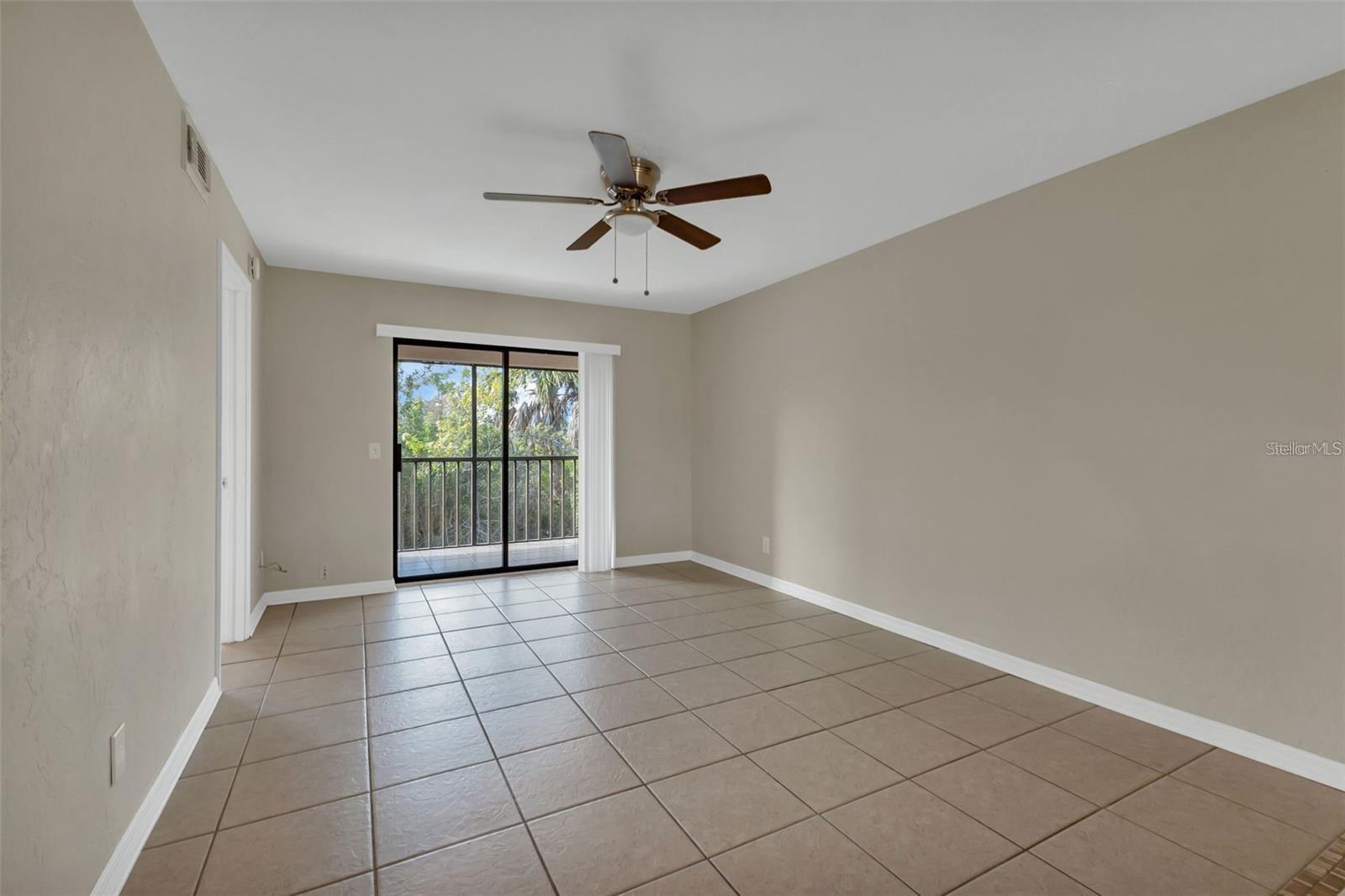 Image 13 of 32 For 22523 Westchester Boulevard B204