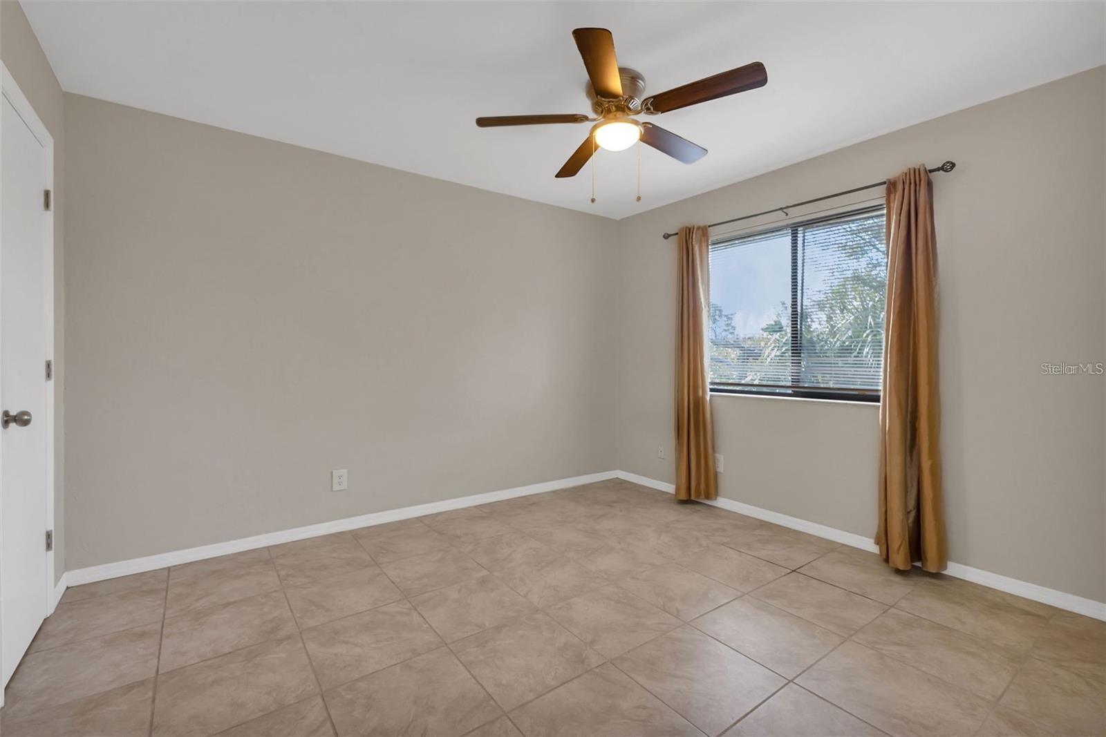 Image 17 of 32 For 22523 Westchester Boulevard B204