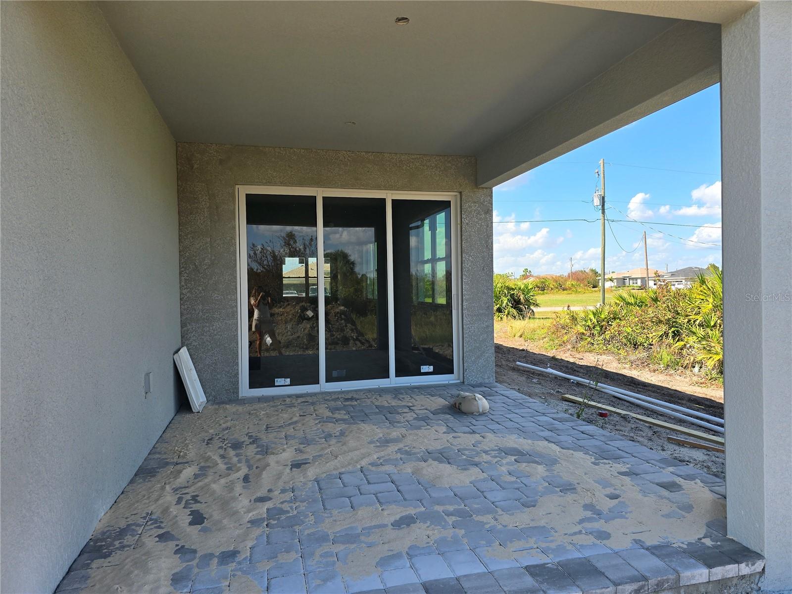 Image 6 of 61 For 384 Baytree Drive