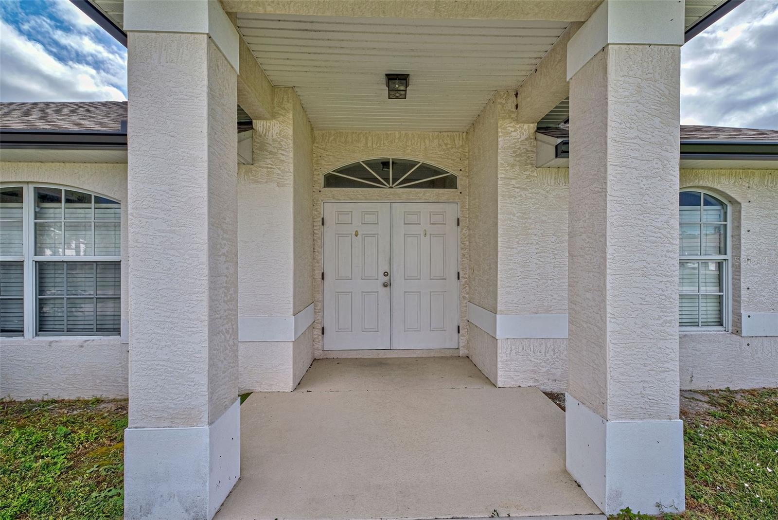 Image 2 of 40 For 209 Broadmoor Lane