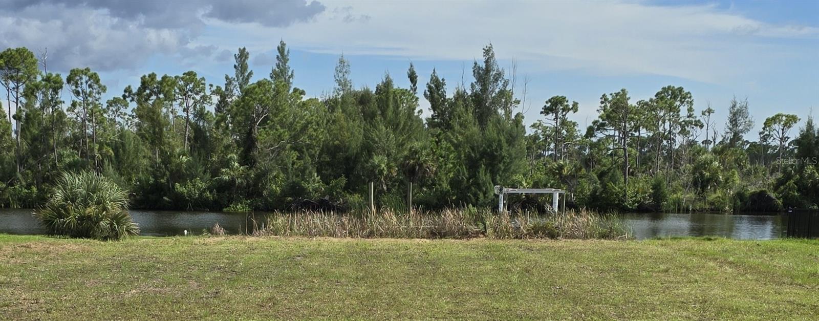 Image 4 of 6 For 16652 Liggett Circle