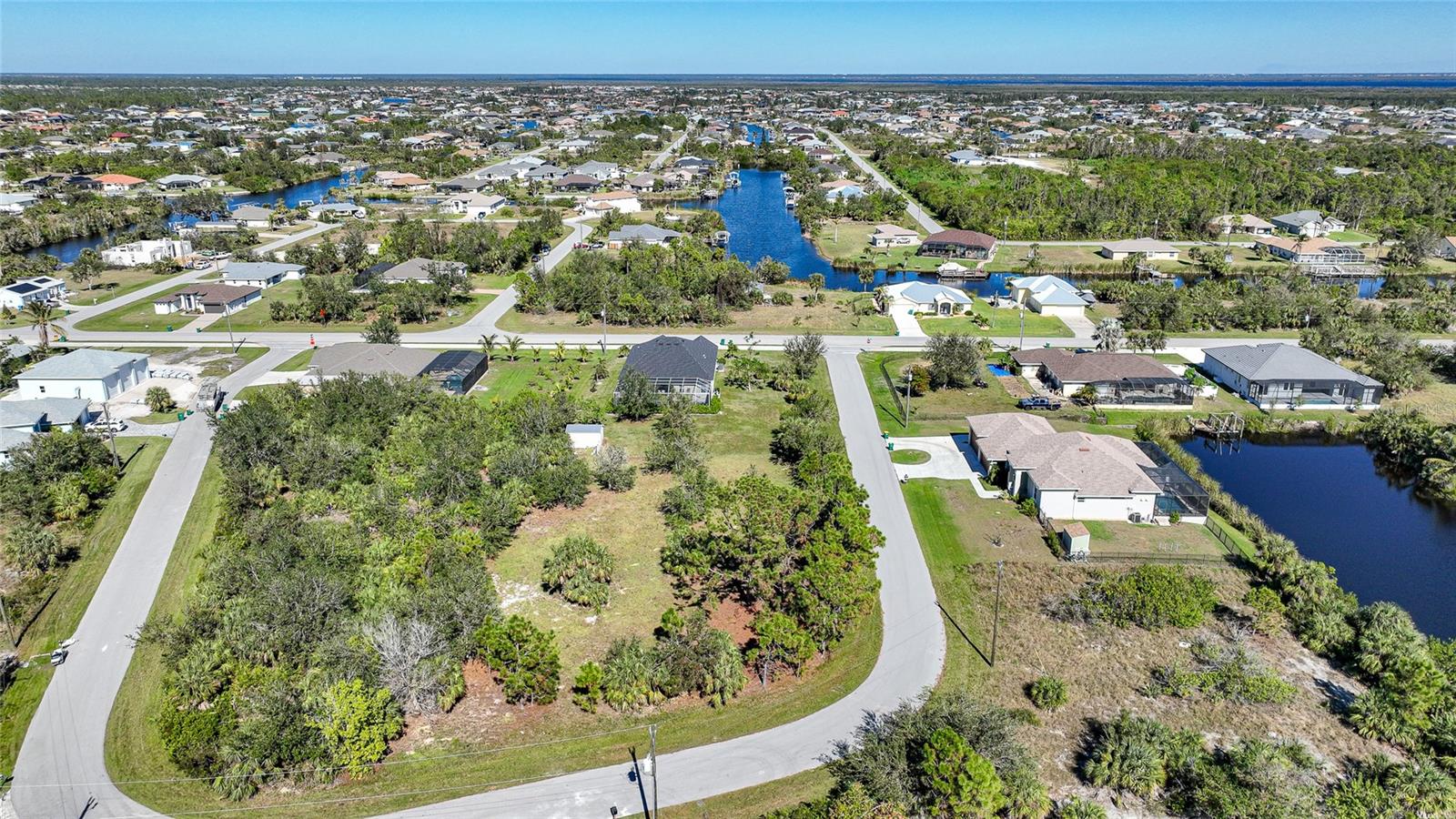 Image 12 of 32 For 9531 & 9551 Horace Circle