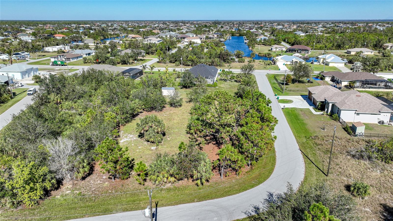 Image 15 of 32 For 9531 & 9551 Horace Circle
