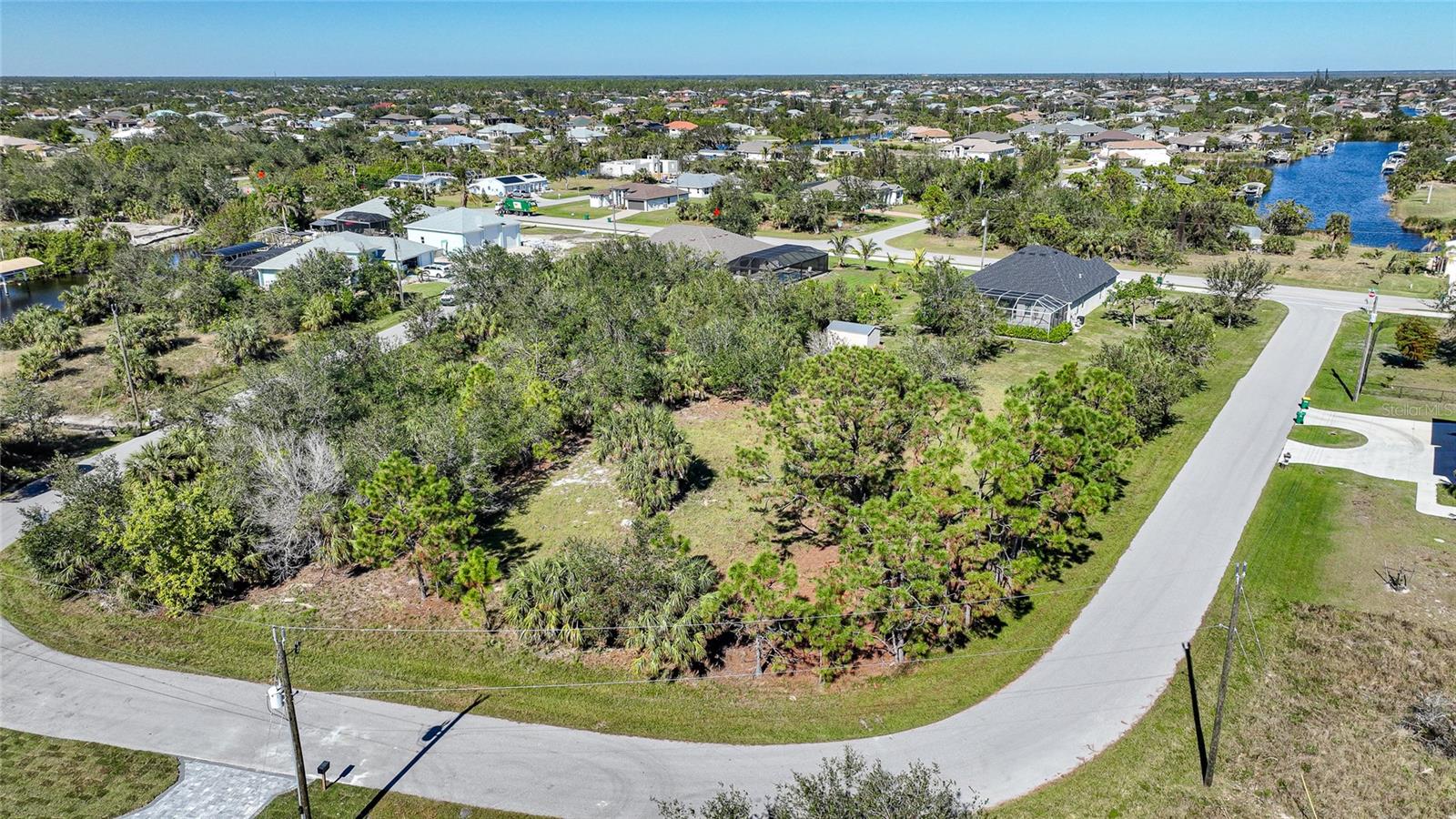 Image 16 of 32 For 9531 & 9551 Horace Circle