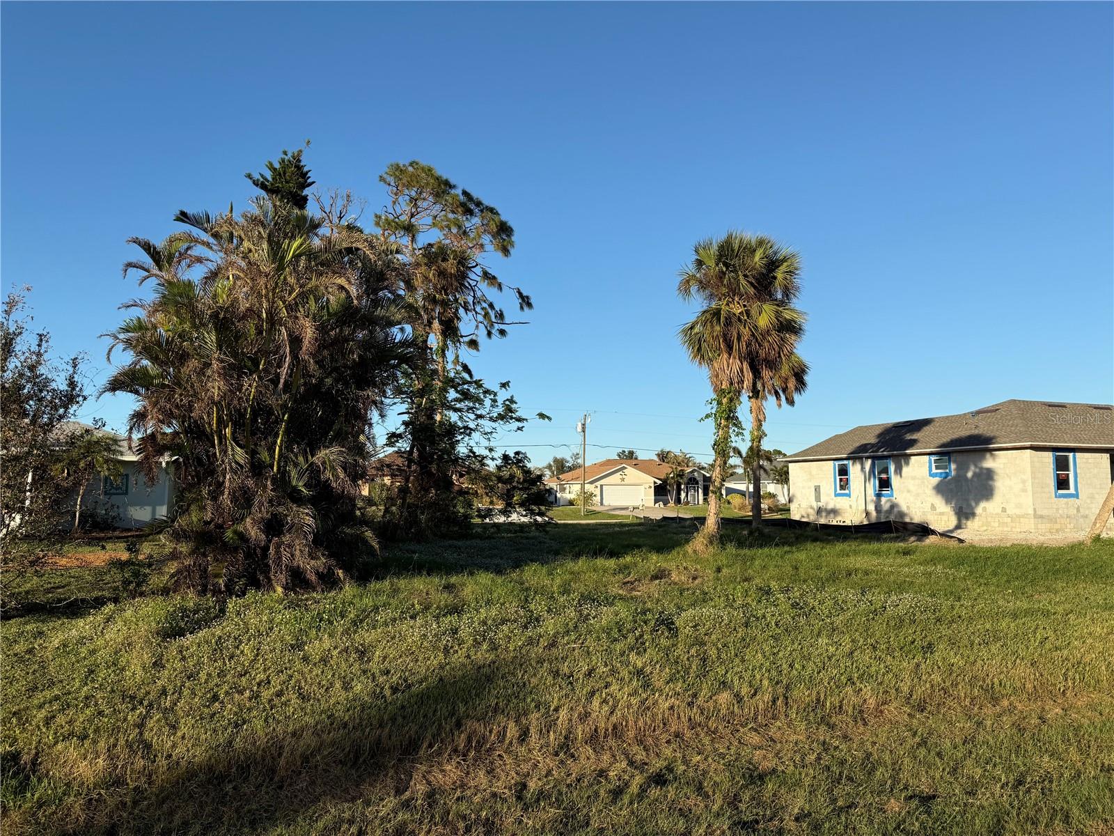 Details for 57 Mark Twain Ln, ROTONDA WEST, FL 33947