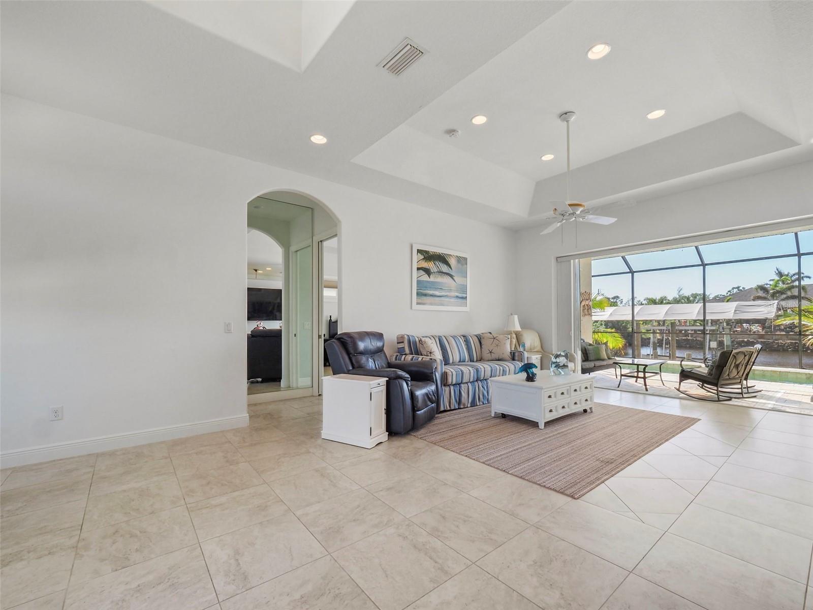 Listing photo id 9 for 9567 Honeymoon Drive