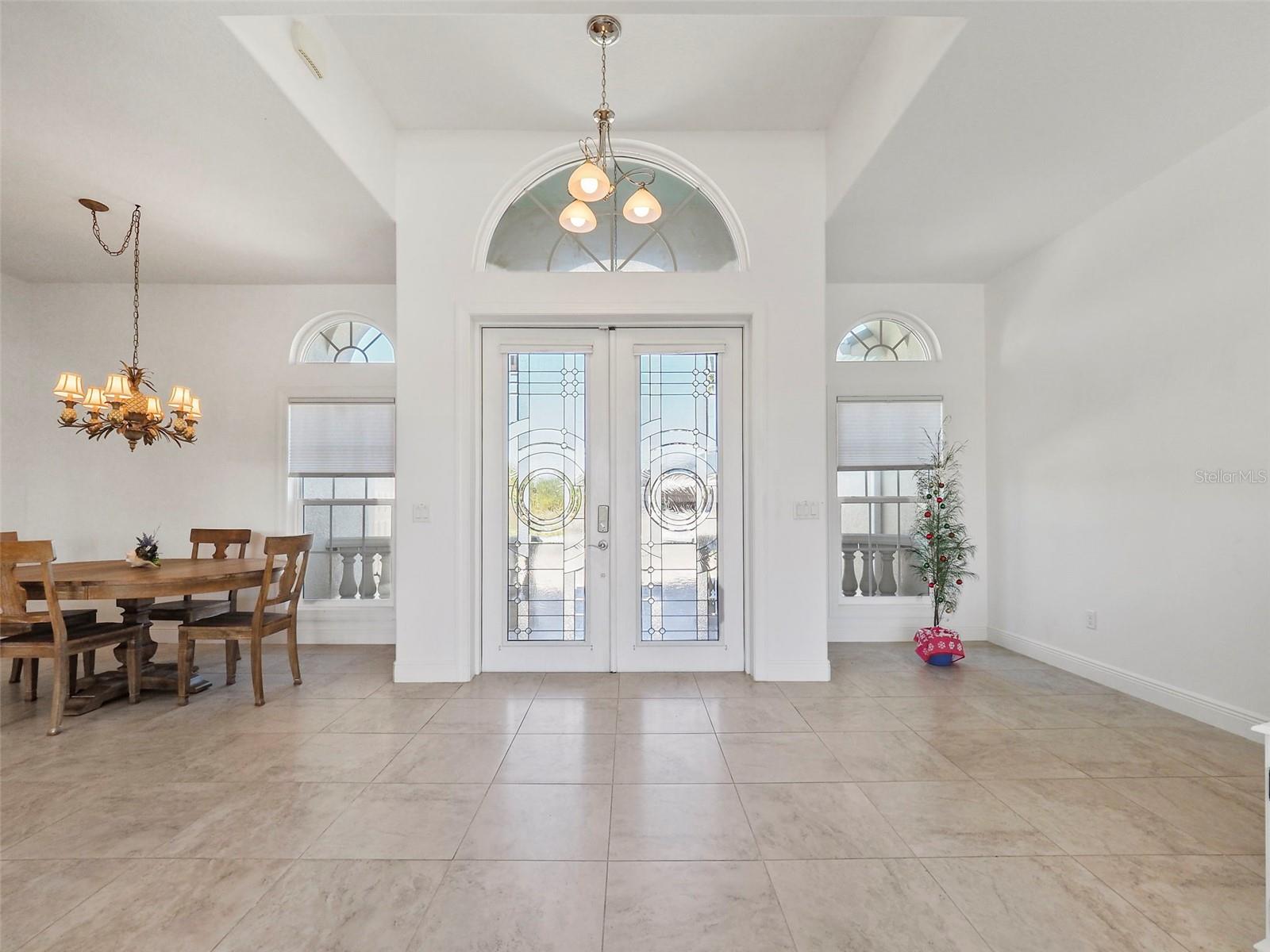 Listing photo id 10 for 9567 Honeymoon Drive