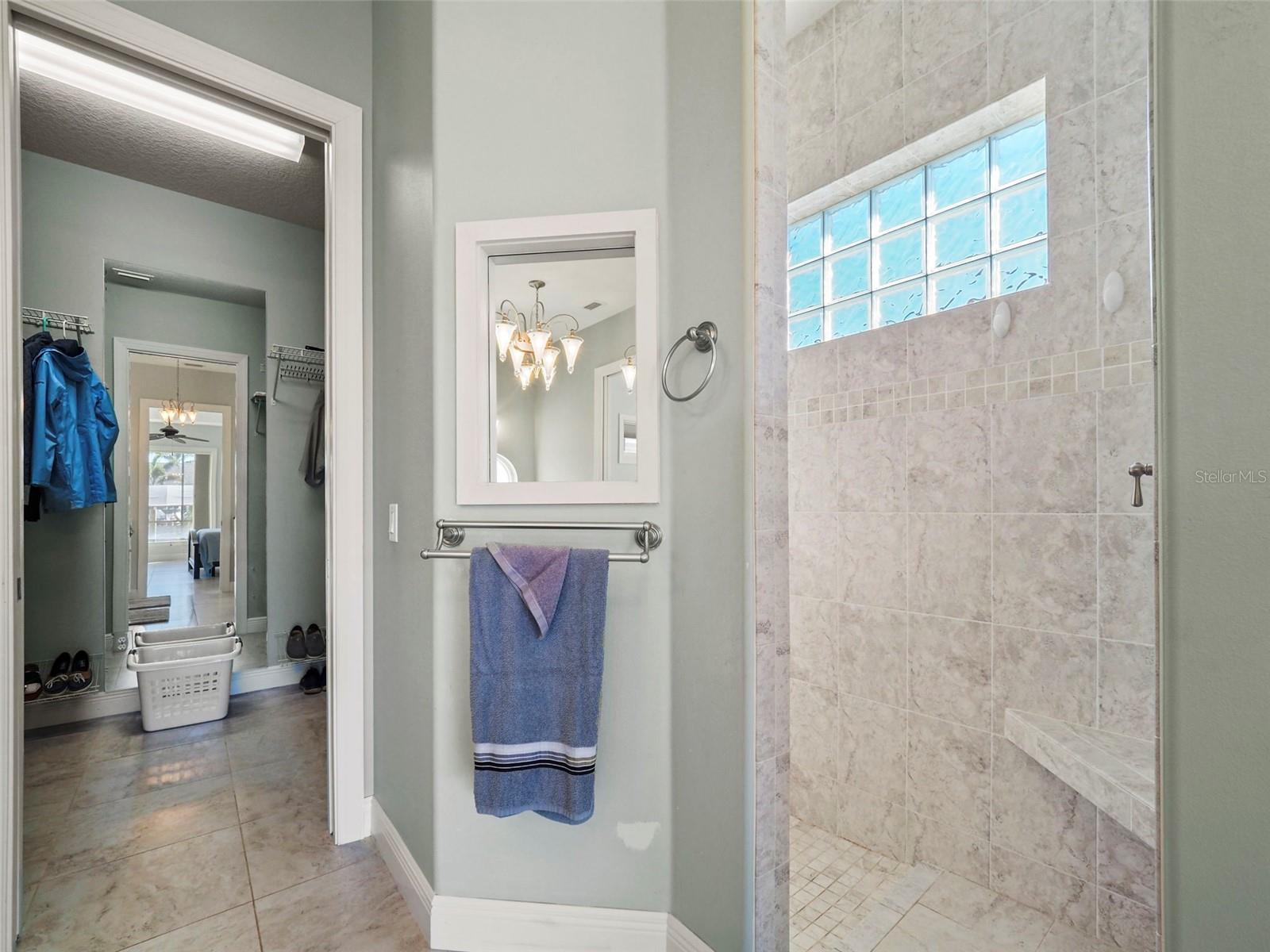 Listing photo id 28 for 9567 Honeymoon Drive