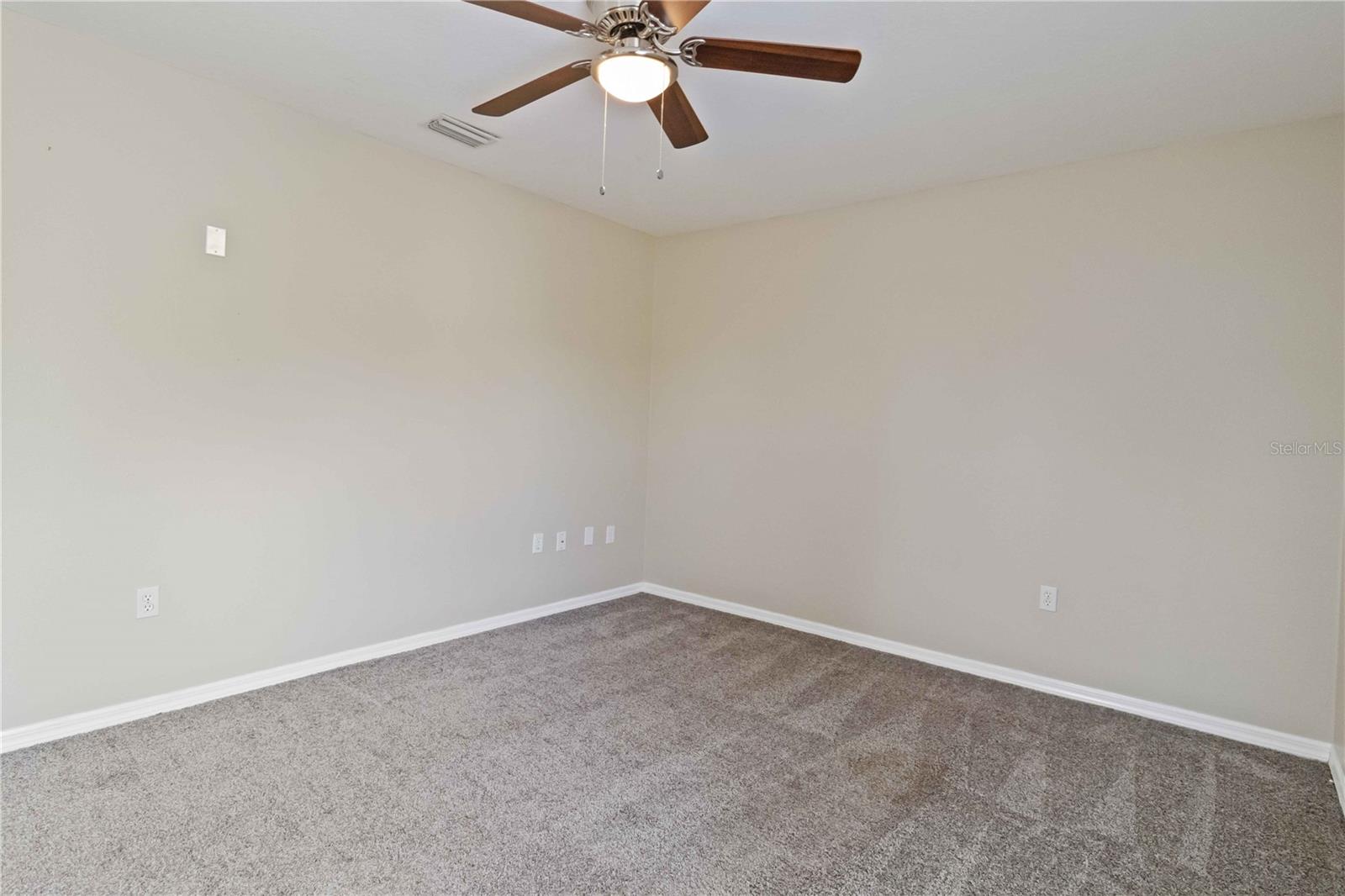 Image 19 of 27 For 792 Lehigh Road