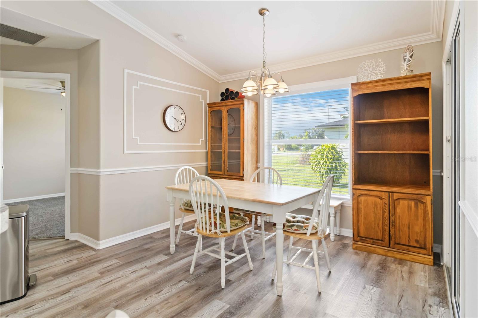 Image 5 of 27 For 792 Lehigh Road