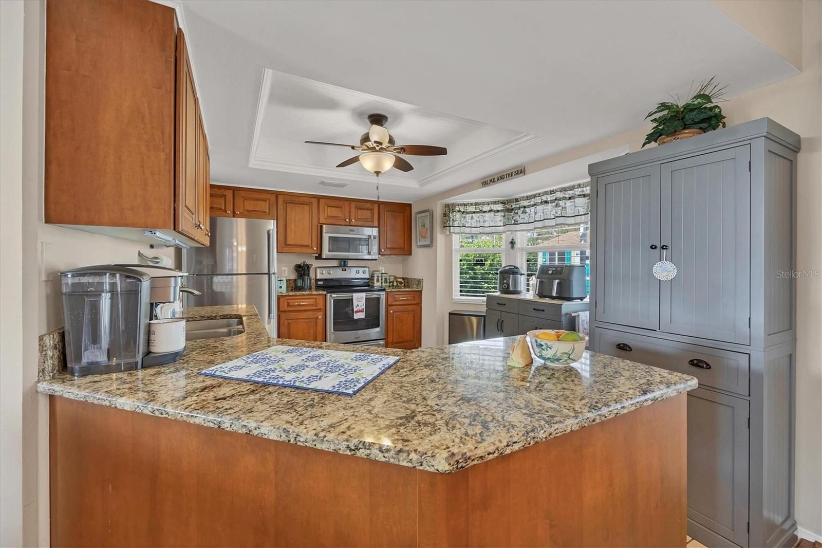 Image 10 of 33 For 9266 Carnation Avenue