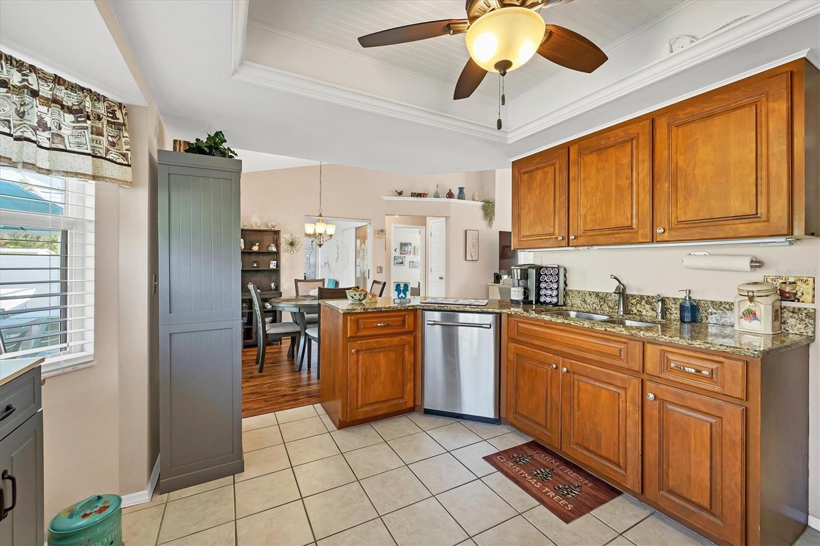 Image 8 of 33 For 9266 Carnation Avenue