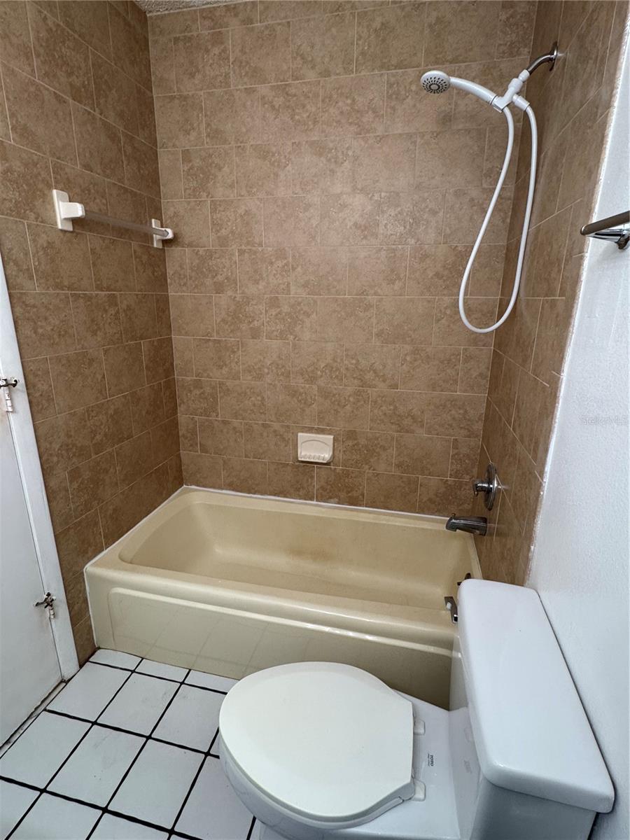 Image 36 of 38 For 9000 Griggs Road G