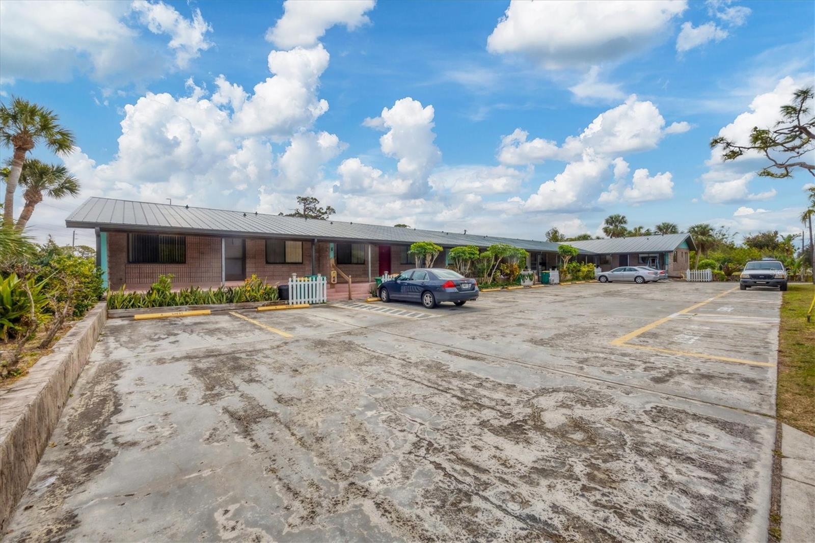 Image 38 of 38 For 9000 Griggs Road G