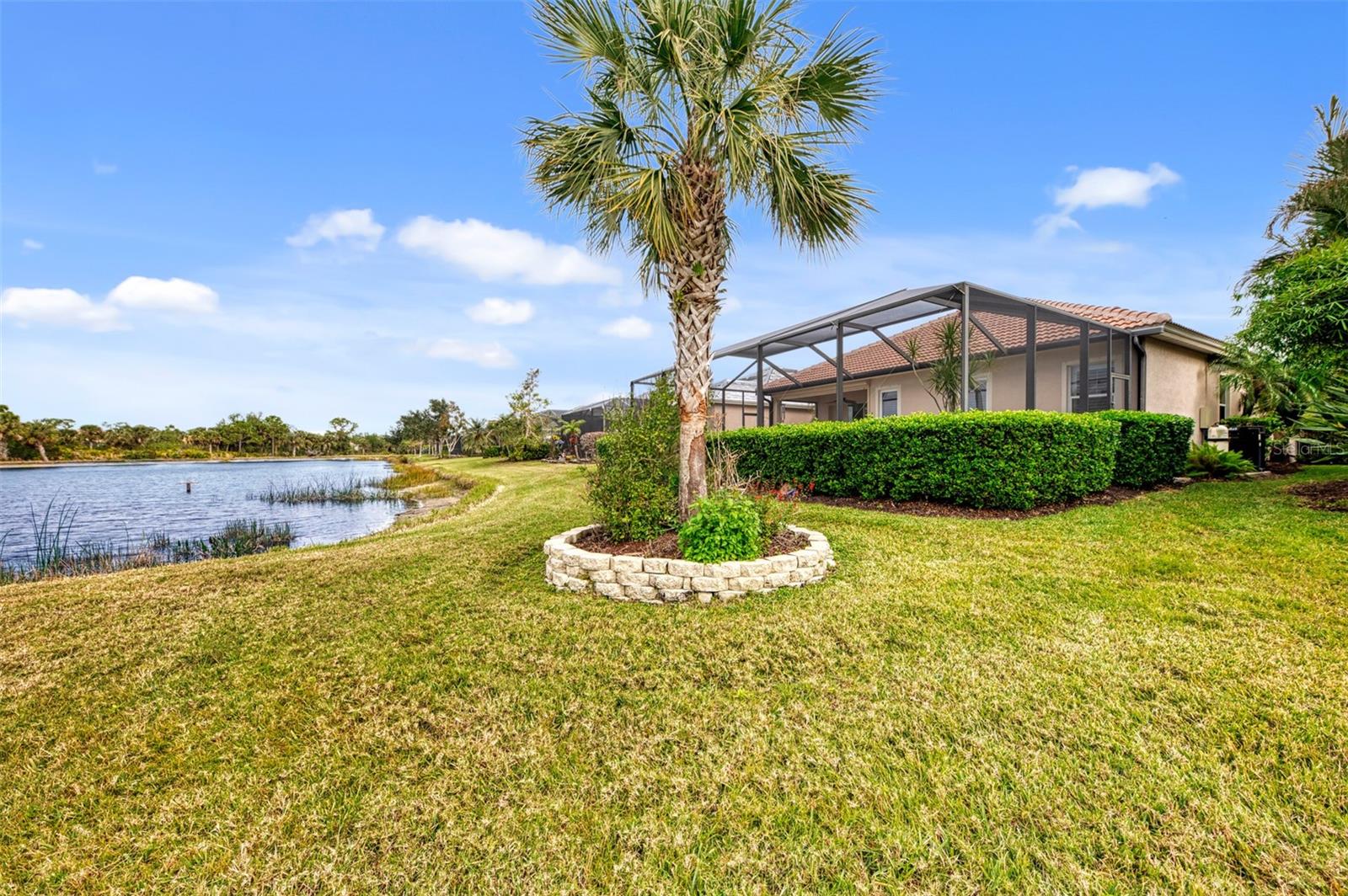 Image 48 of 75 For 13376 Creekside Lane