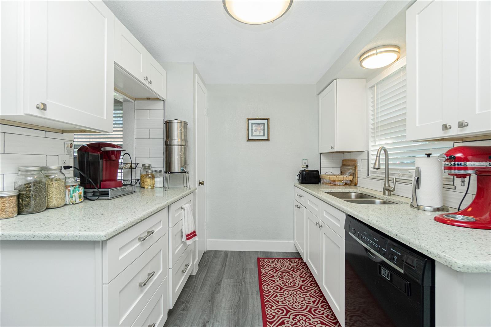 Image 10 of 43 For 672 Circlewood Drive V9