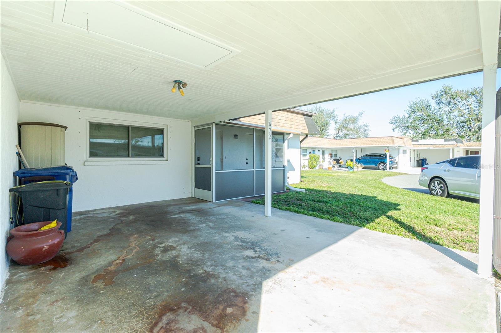 Image 33 of 43 For 672 Circlewood Drive V9