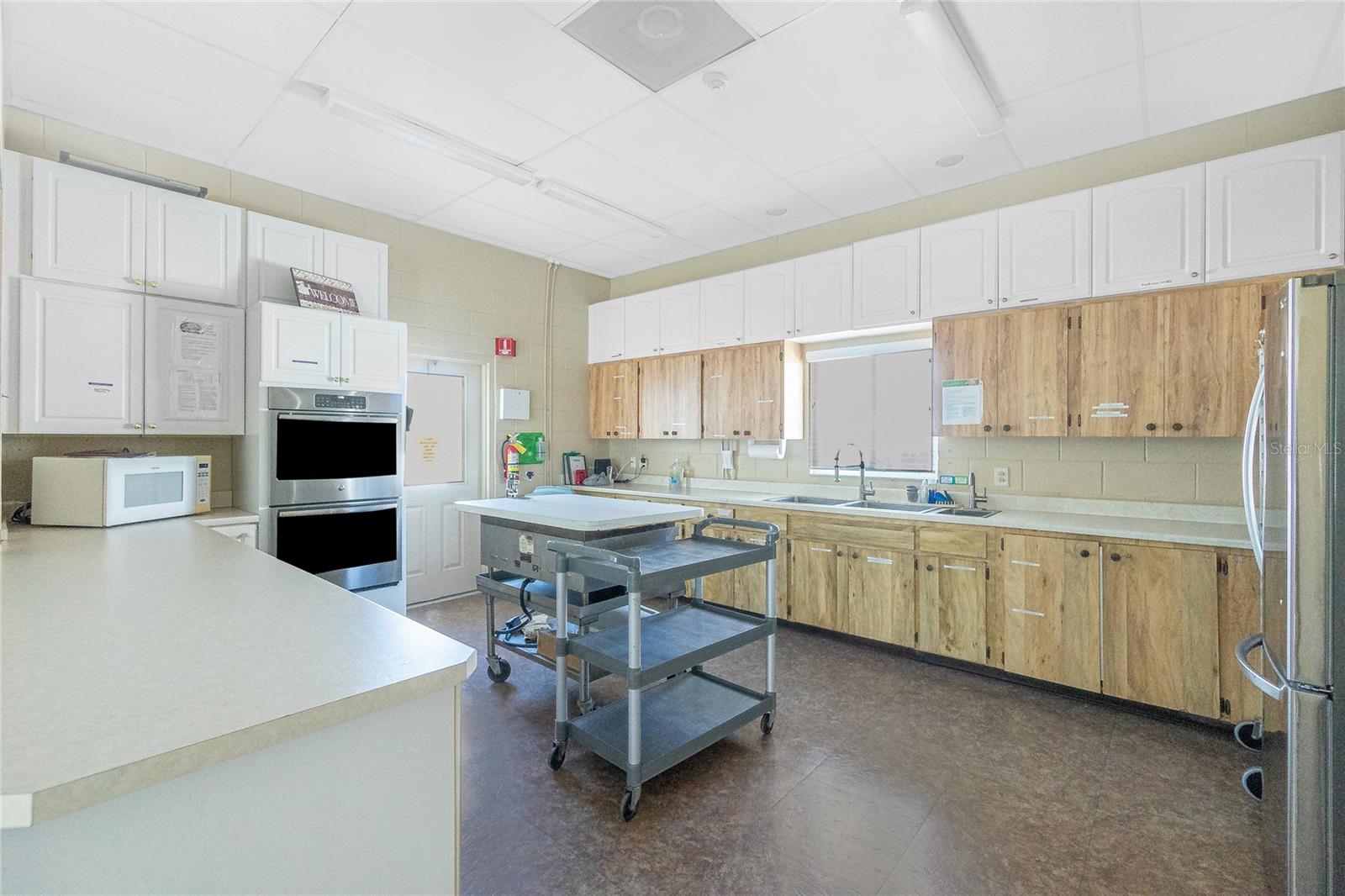 Image 36 of 43 For 672 Circlewood Drive V9