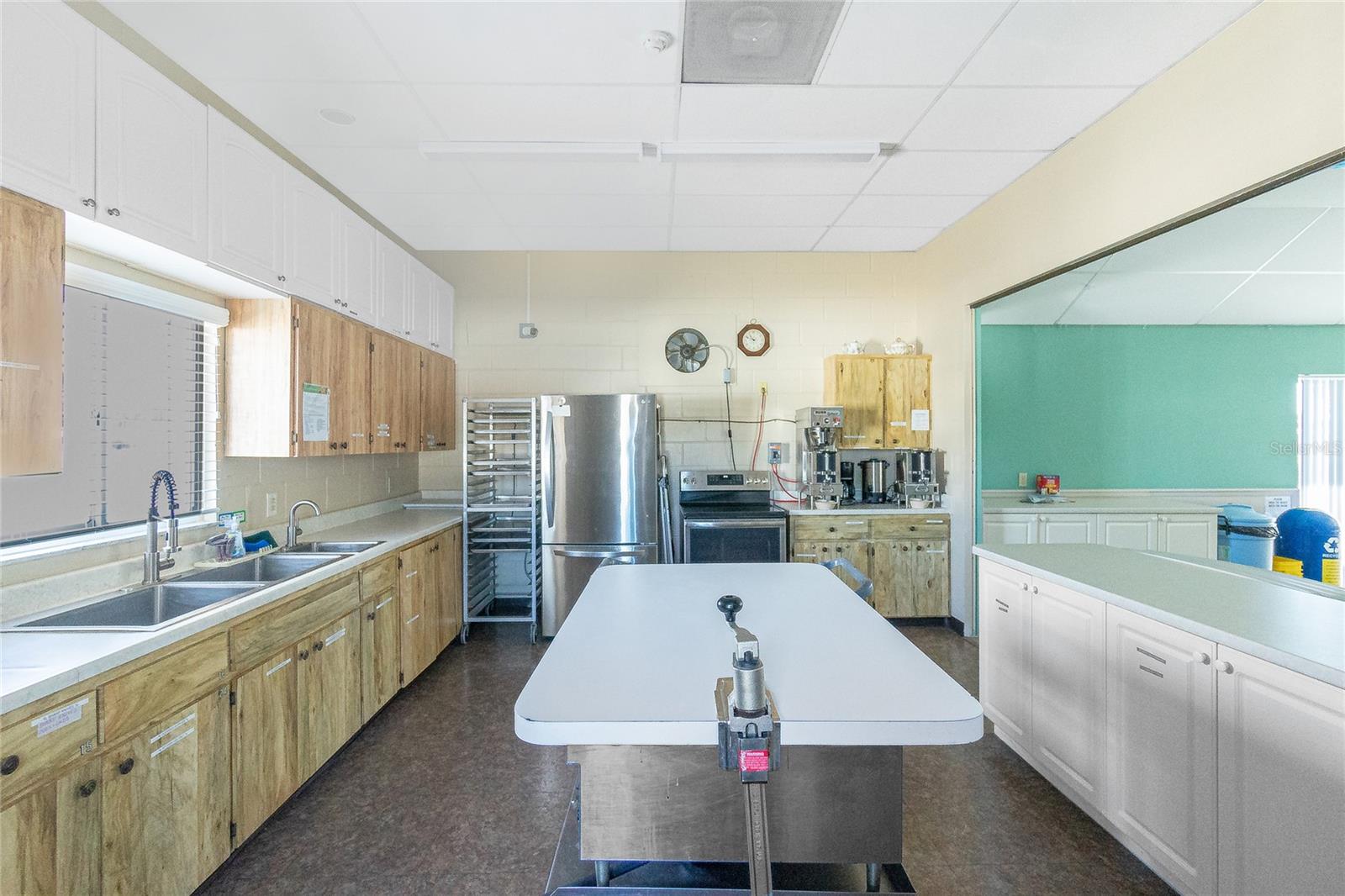 Image 37 of 43 For 672 Circlewood Drive V9