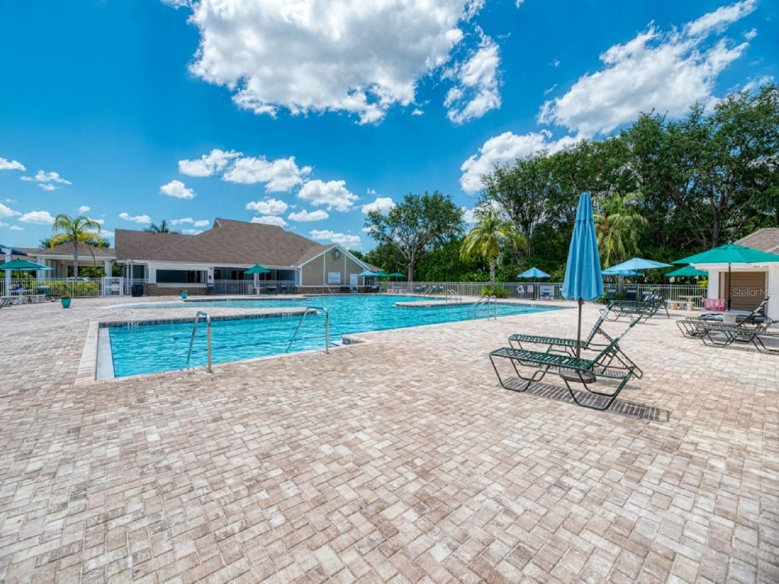 Image 43 of 45 For 13048 Creekside Lane