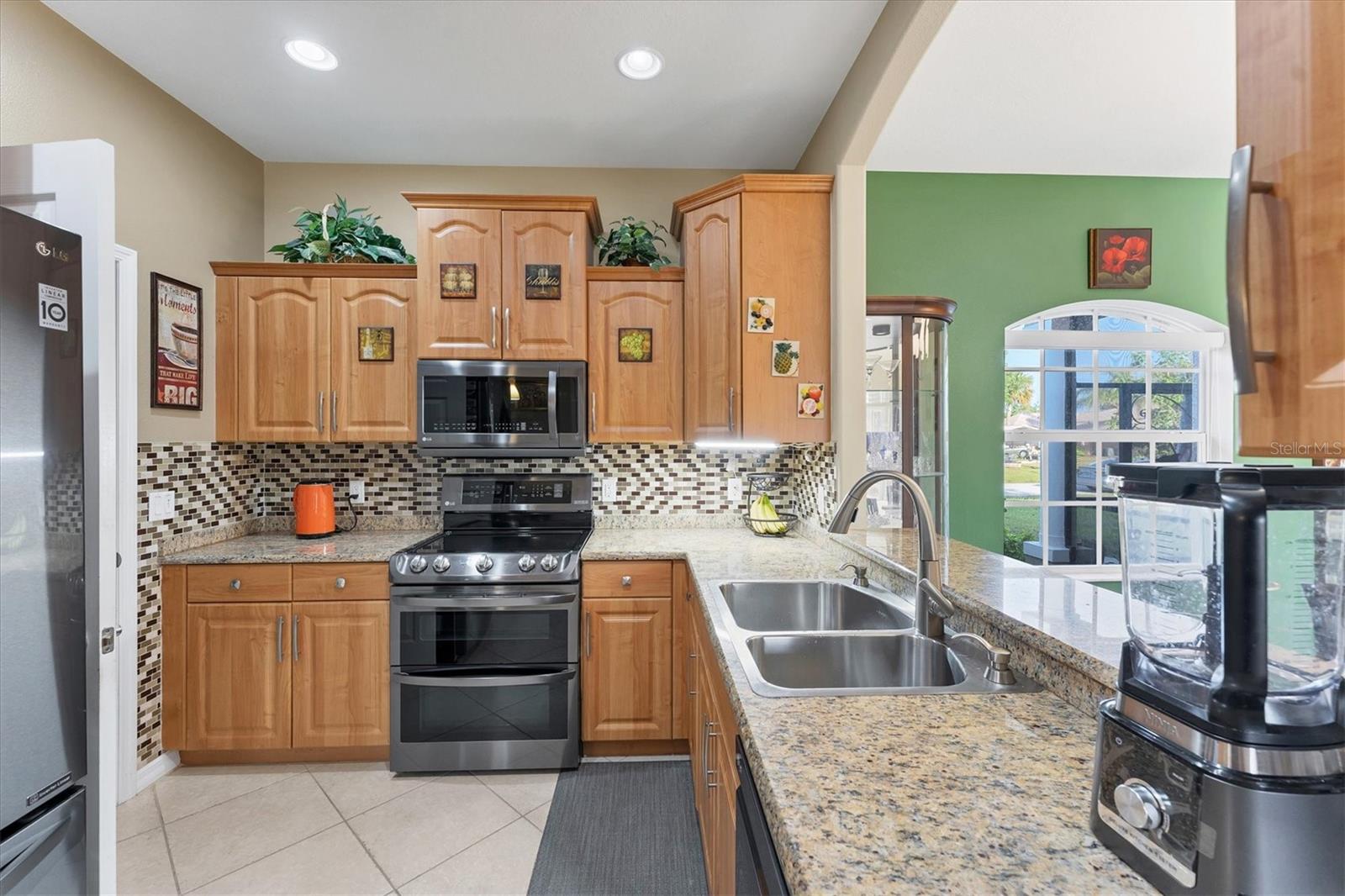 Image 6 of 34 For 7257 Bridgeport Lane