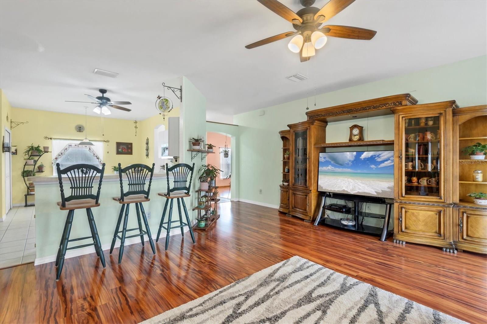 Image 3 of 48 For 6153 Pennell Street