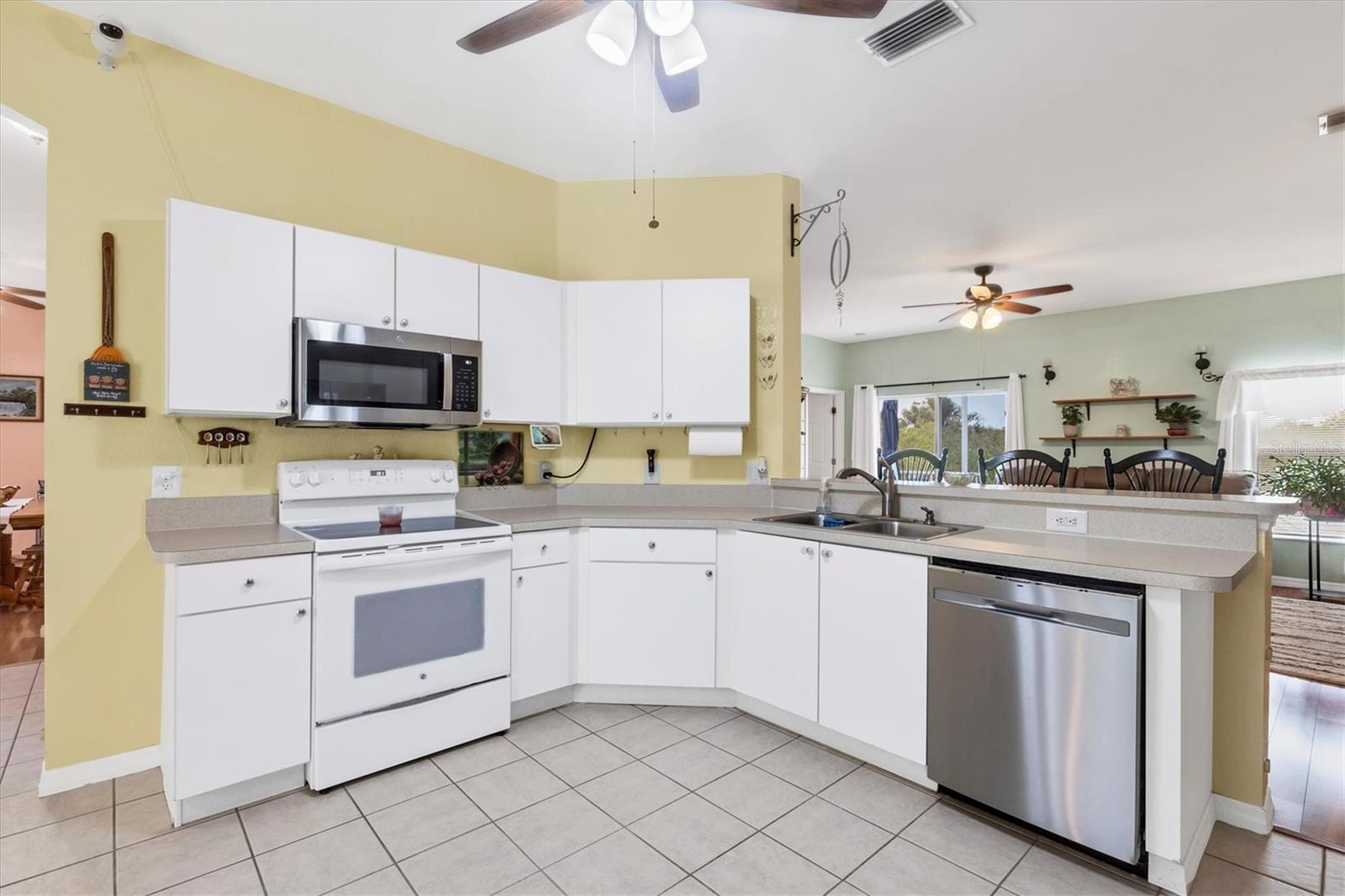 Image 5 of 48 For 6153 Pennell Street