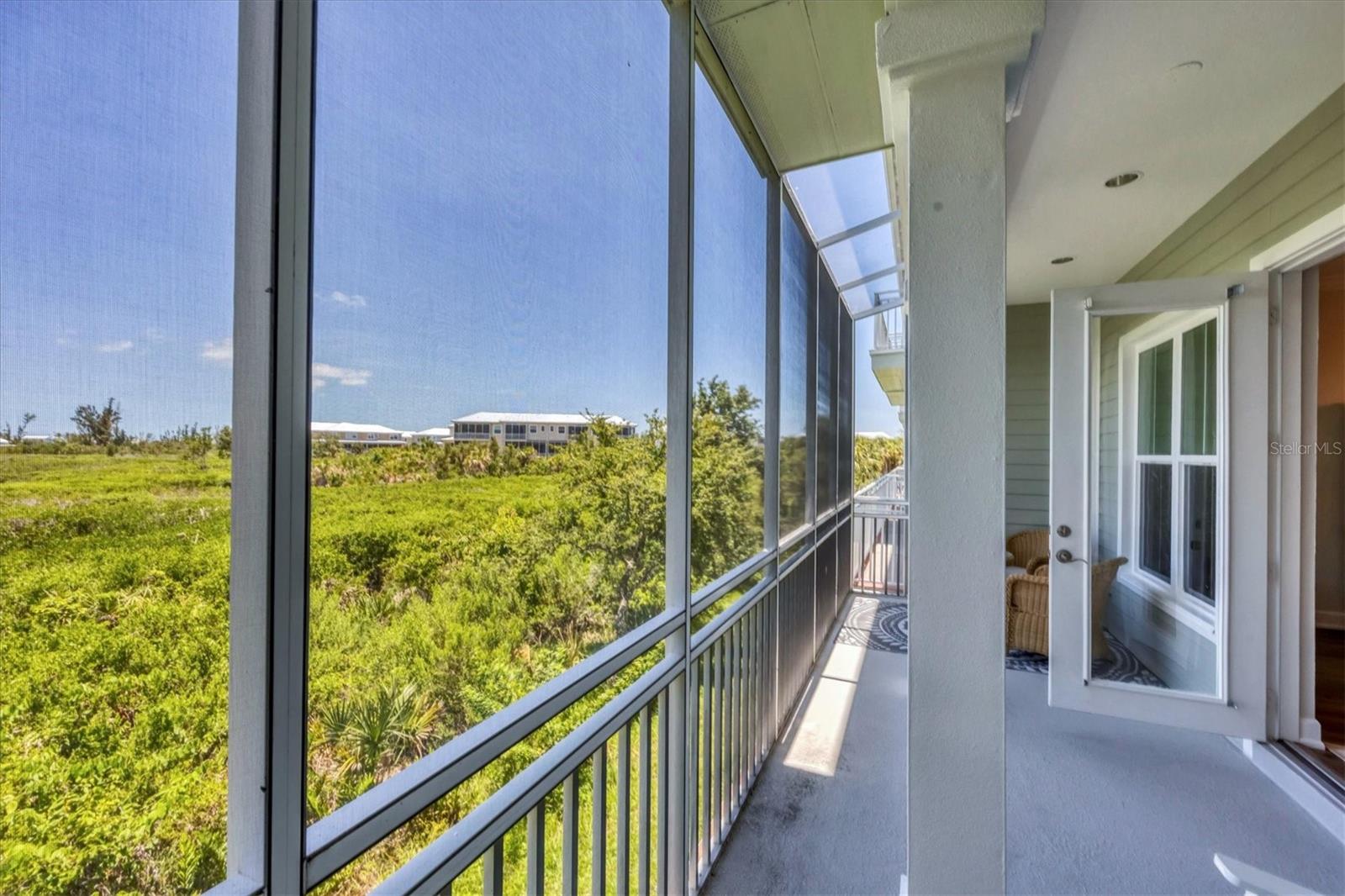 Image 14 of 47 For 10360 Longshore Road 66