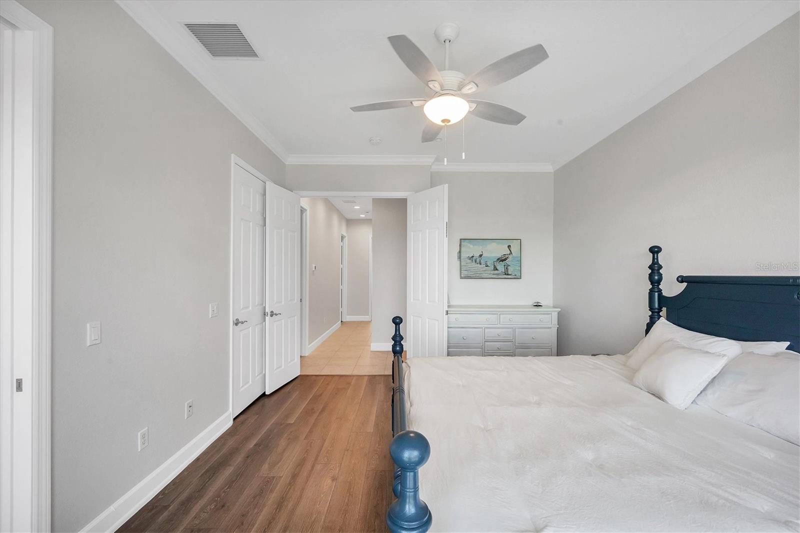 Image 19 of 47 For 10360 Longshore Road 66