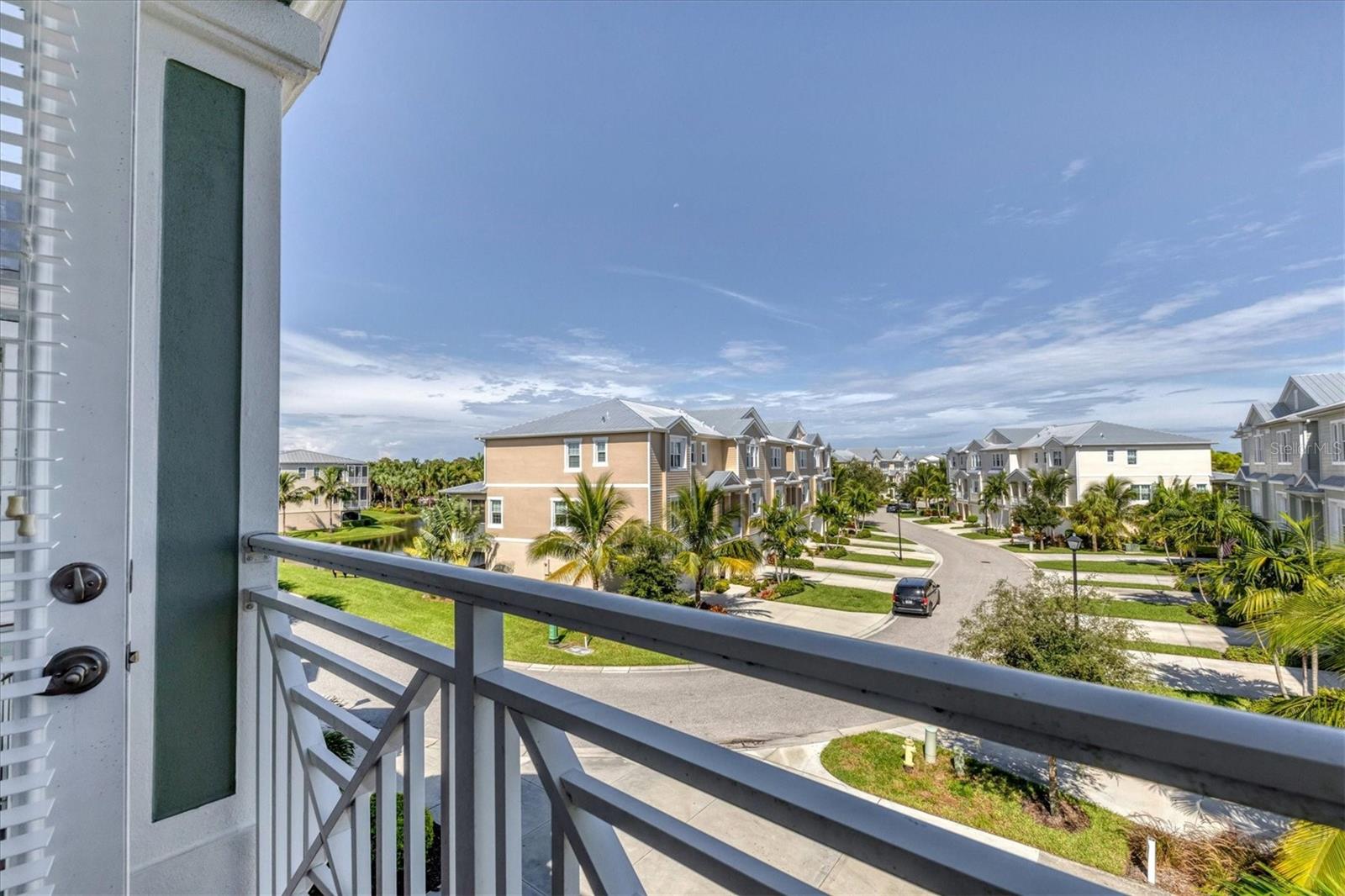 Image 26 of 47 For 10360 Longshore Road 66